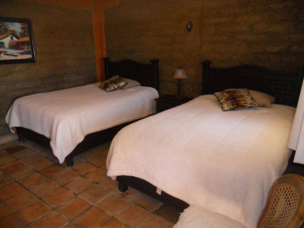 Rancho Escondido Casa Goyri Hotell Tlaxco Exteriör bild